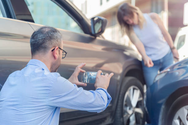 Professional High Risk Auto Insurance technician working in Broxton, GA